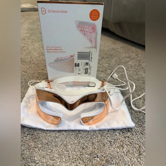 Dr. Dennis Gross Red Light Eye Mask - Picture 1 of 11